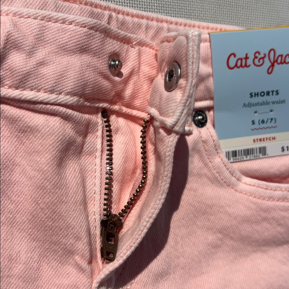 NWT Cat & Jack pink frayed denim shorts for little girl - Picture 4 of 6